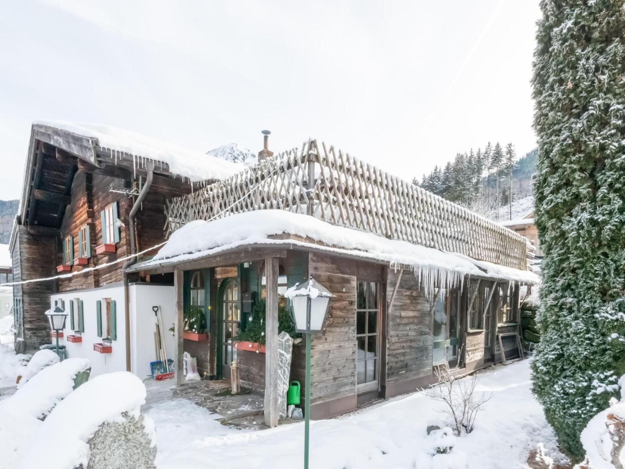 Rustic Farmhouse With Sauna In Bramberg Neukirchen am Großvenediger Esterno foto